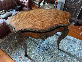 Antiker Tisch Louis XV Palisander mit Intarsien Schmuckstück