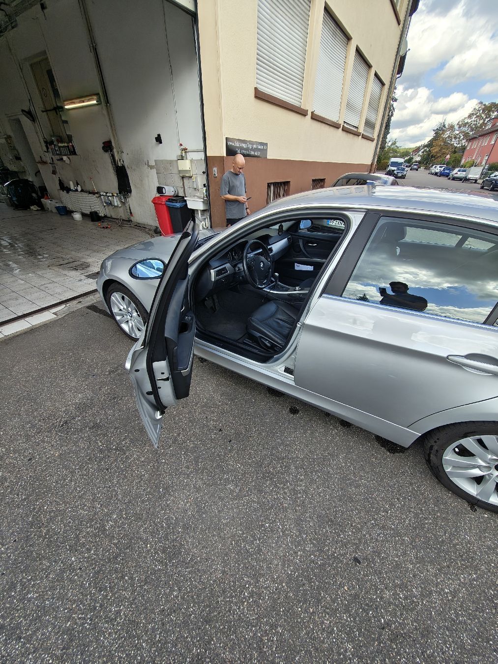 BMW Automobili: BMW 325i MFK 10.08.26 – Usato da Herzogenbuchsee venduto da DawidKawasaki 5