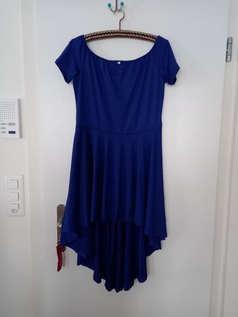 Blaues Kleid