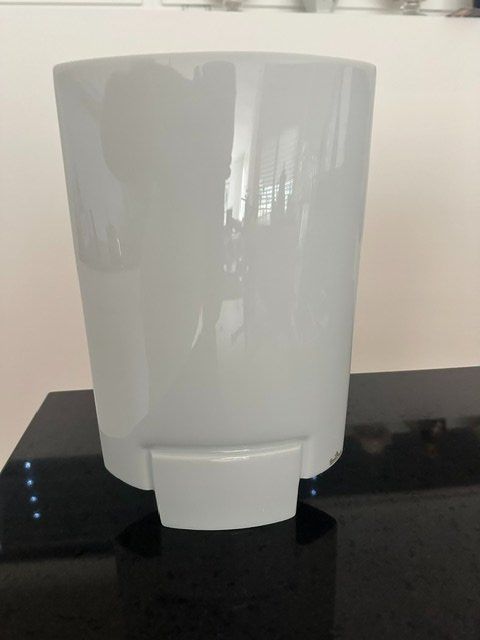 Rosenthal Vasi & Recipienti: Blumenvase Rosenthal Germany weiss Design Michael Boehm – Usato da Birrwil venduto da blaedi_birrwil