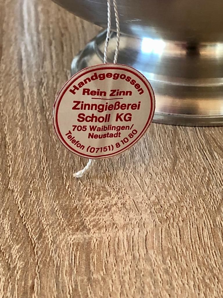 Caraffe: Zinn-Kanne mit Kelchen – Nuovo (secondo la descrizione) da Buchs SG venduto da Leben2016 2