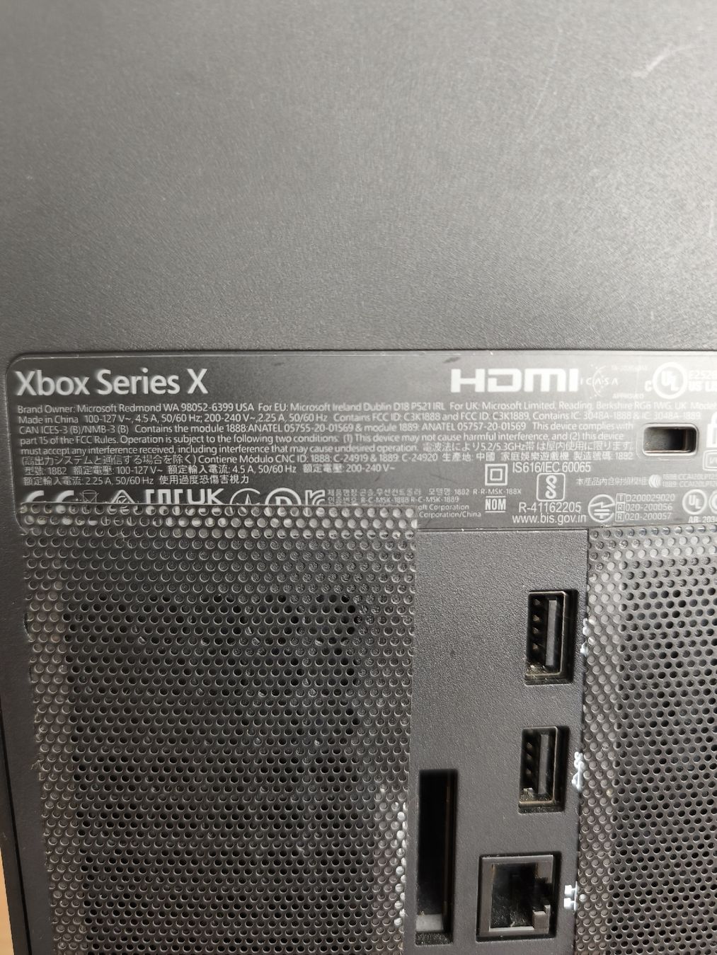 Microsoft Konsolen: Xbox Series X 1 TB Gebraucht – Gebraucht aus Turbenthal von benzdk5 5