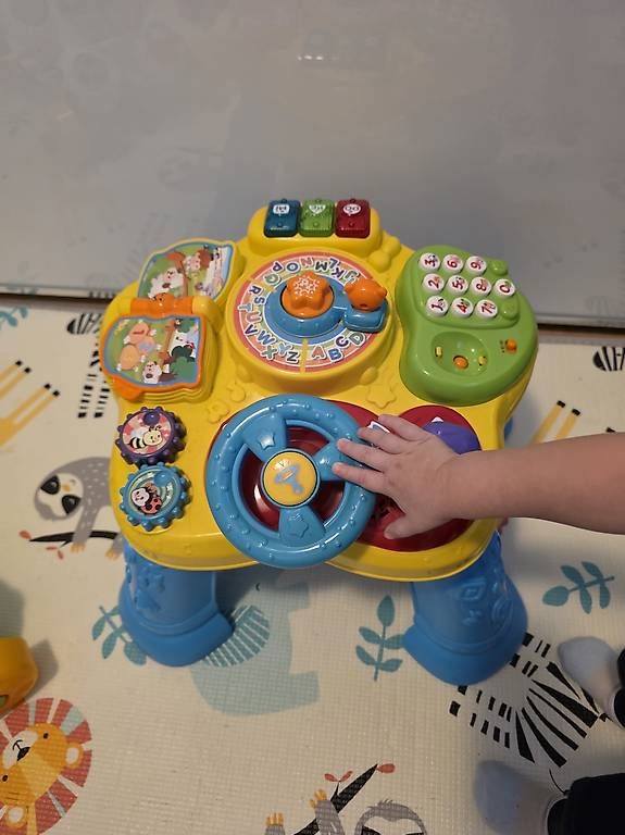 Vtech Spielzeuge: VTech Abenteuer Spieltisch – Gebraucht aus Luzern von Gemini-