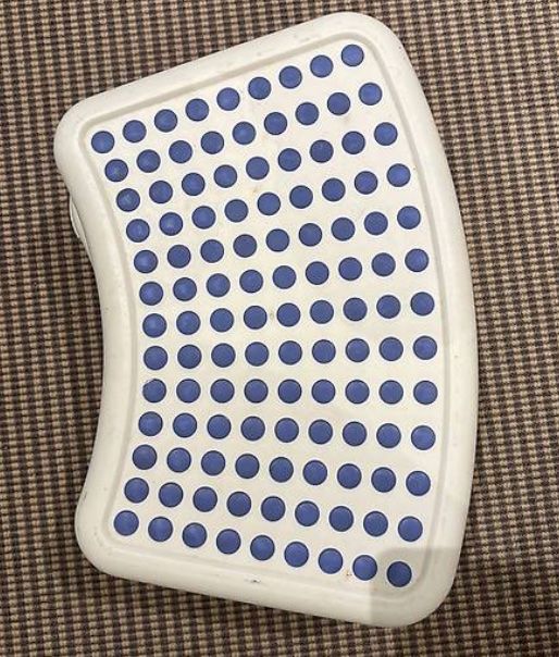 Ikea WC: Réhausseur – Usato da La Croix (Lutry) venduto da patricia150392 1