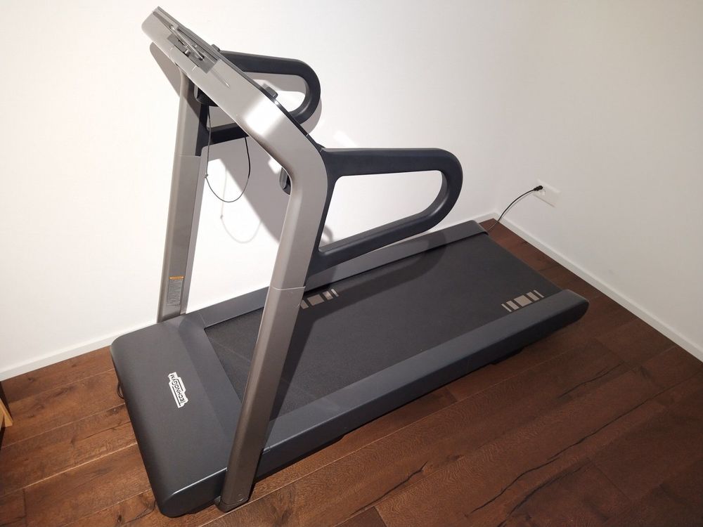 Technogym best sale laufband myrun