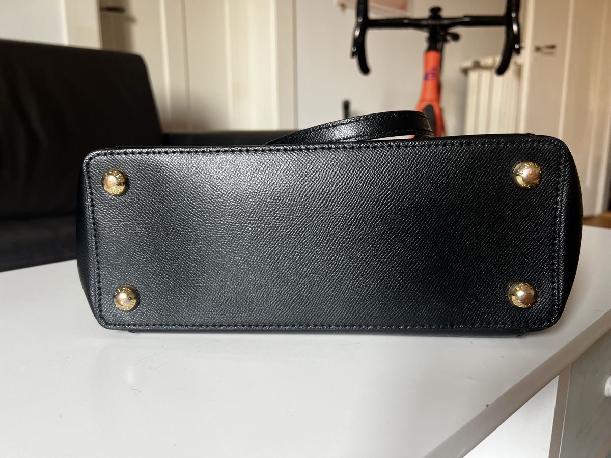 Michael Kors Taschen für Damen: Michael Kors Handtasche schwarz neuwertig – Gebraucht aus Bern von leo_lnw8 5