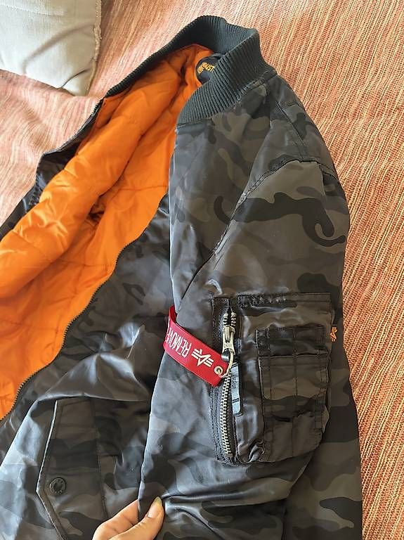Giacche: Alphas Industries Jacke – Usato da Wettingen venduto da rahelkaiser 2