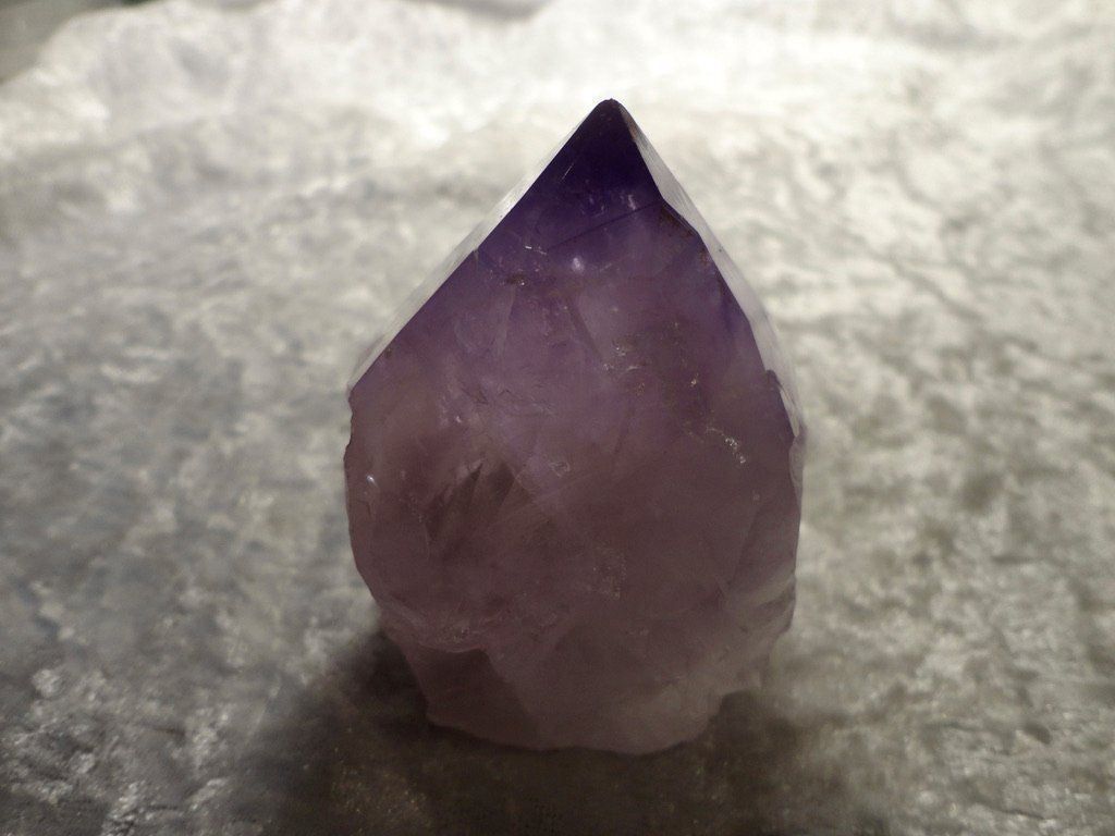 Pietre preziose: Amethyst Spitze mit Stehfläche   roh – Nuovo (secondo la descrizione) da Biberist venduto da Steine 1