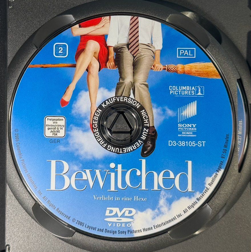 Tutti i DVDs: 2 DVDs  VERLIEBT IN EINE HEXE - DVD 2 BEWITCHED - TV Sampler – Usato da Wisen venduto da gigisna 1