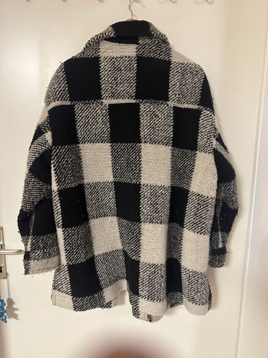 Benetton Giacche: Oversized Jacke, shacket, Benetton, size S (36-40) – Usato da Pfaffhausen venduto da Geraldine12 1