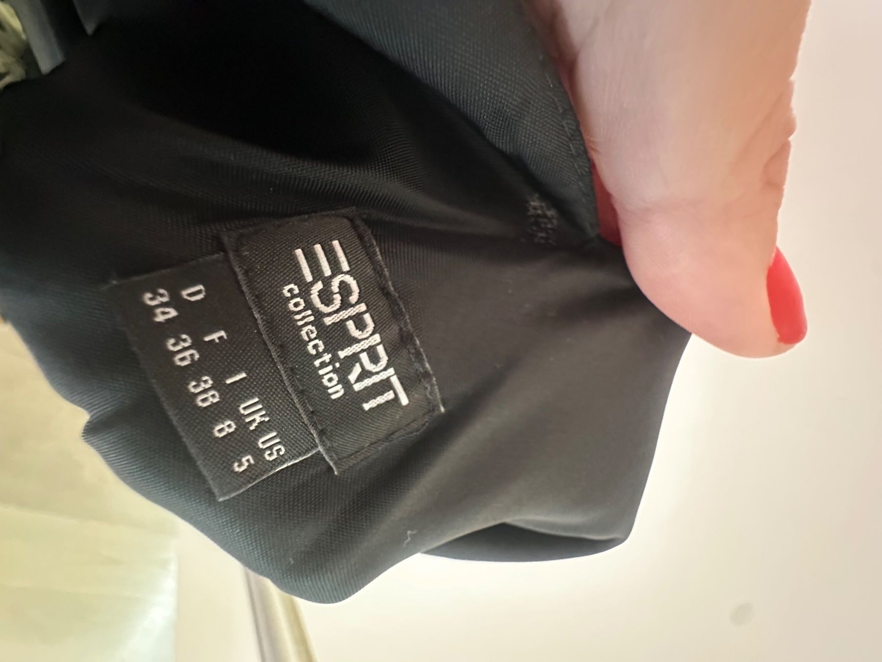 Esprit Robes: Robe noire Esprit taille 36 – D'occasion à Vevey par lua_vb2w 2