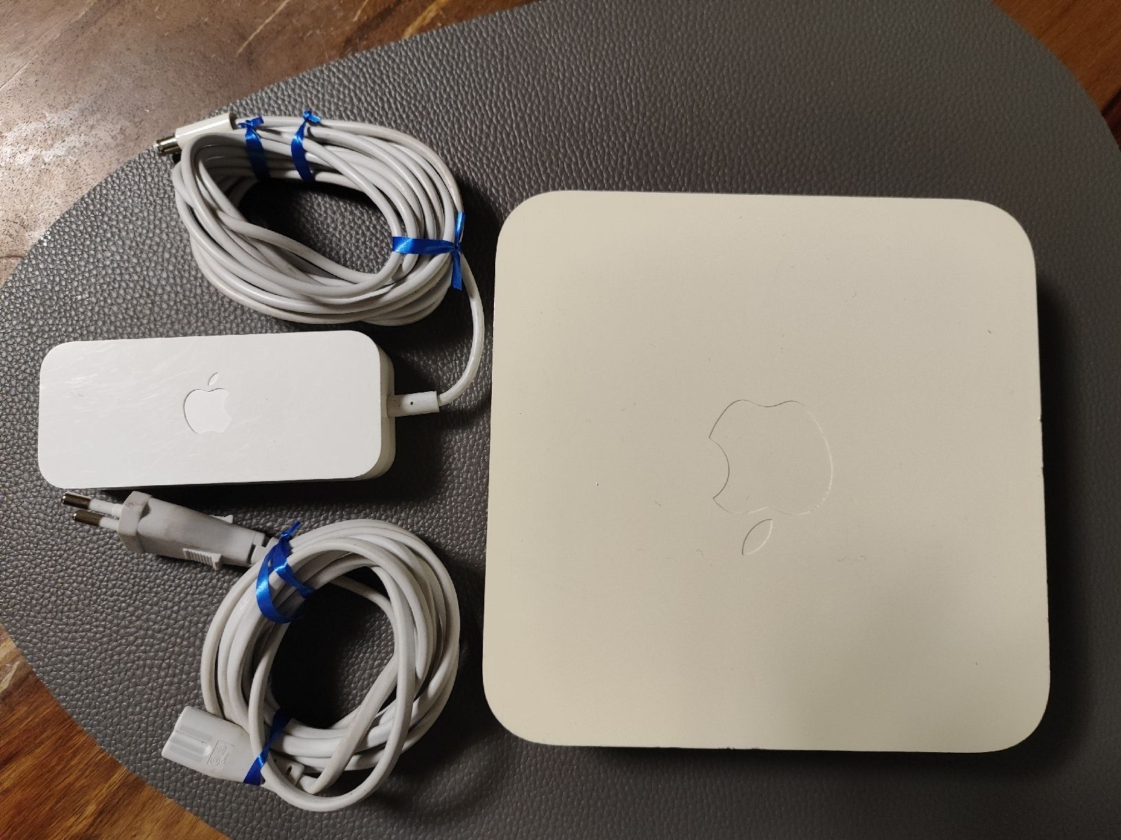 Apple Modems & Router: Apple Airport Extreme Base Station A1354 – Gebraucht aus Mülligen von vagos85