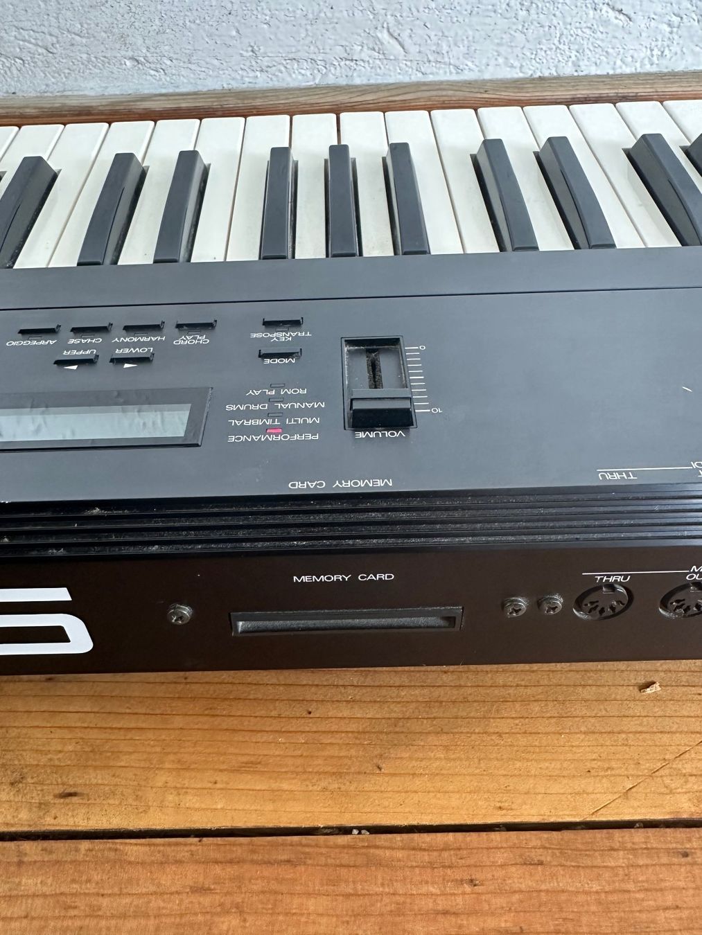 Roland Musikinstrumente: Roland D-5 Synthesizer, Vintage – Gebraucht aus Arisdorf von Liquidus 8