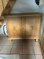 Eichenbuffet zu verschenken