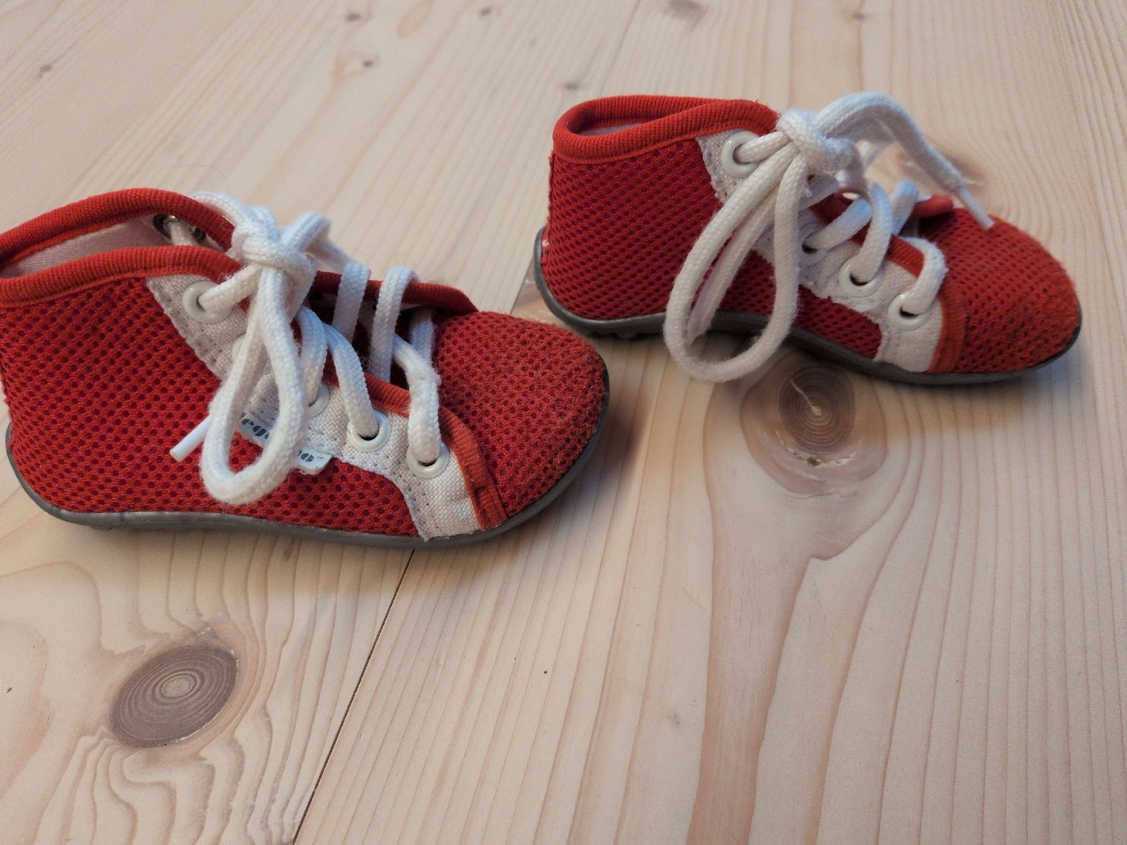 Leguano Schuhe für Jungen: Leguanitos Gr. 22 – Gebraucht aus Oberhelfenschwil von Tattar 3