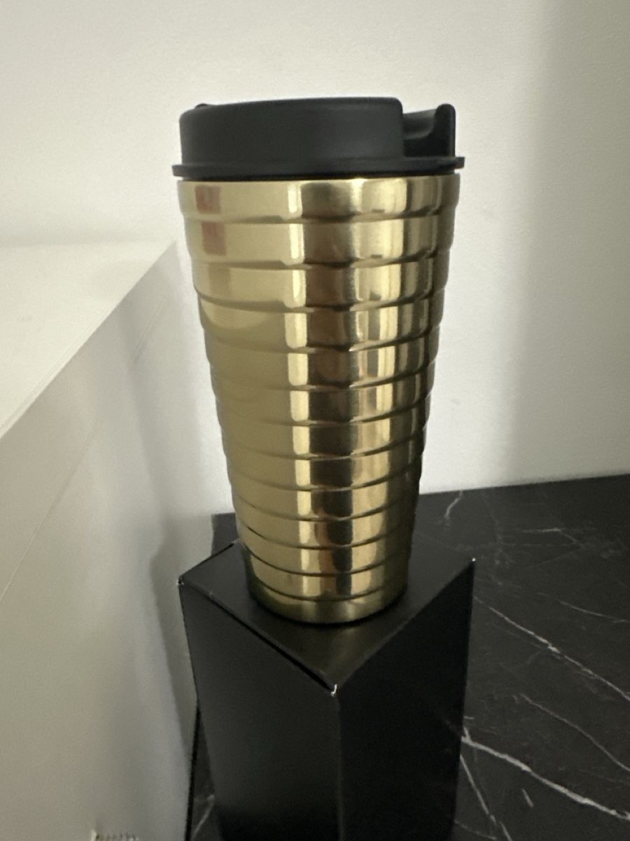 Nespresso Tasses: Nespresso Trinkbecher Gold  – D'occasion à Oberentfelden par ulli03 4