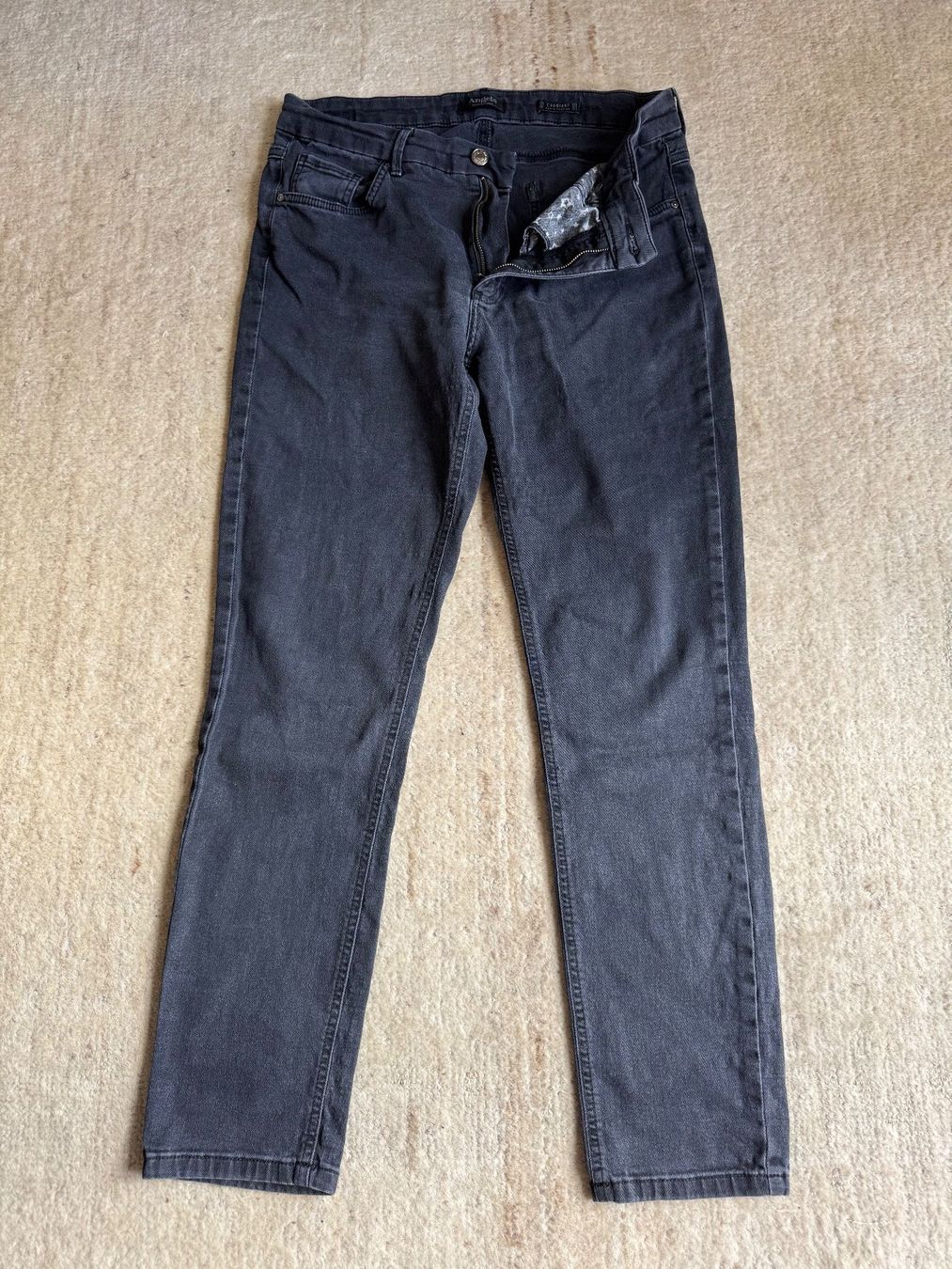 Angels Jeans: ANGELS JEANS, GR. 31, ANTHRAZIT, BEQUEM, ZEITLOS – Gebraucht aus Zürich von rolo66