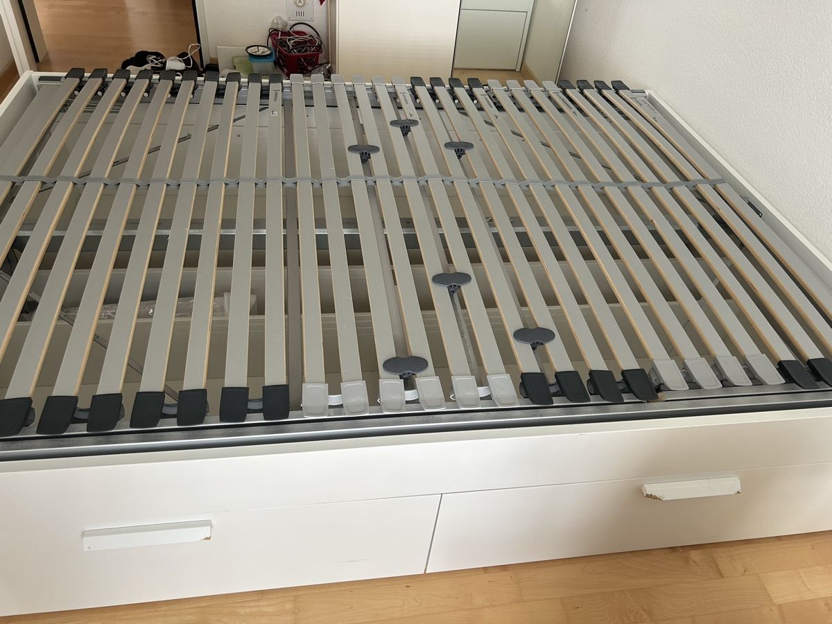 Ikea Letti: Ikea Bett mit vier Schubladen  – Usato da Stäfa venduto da joh_k8y6