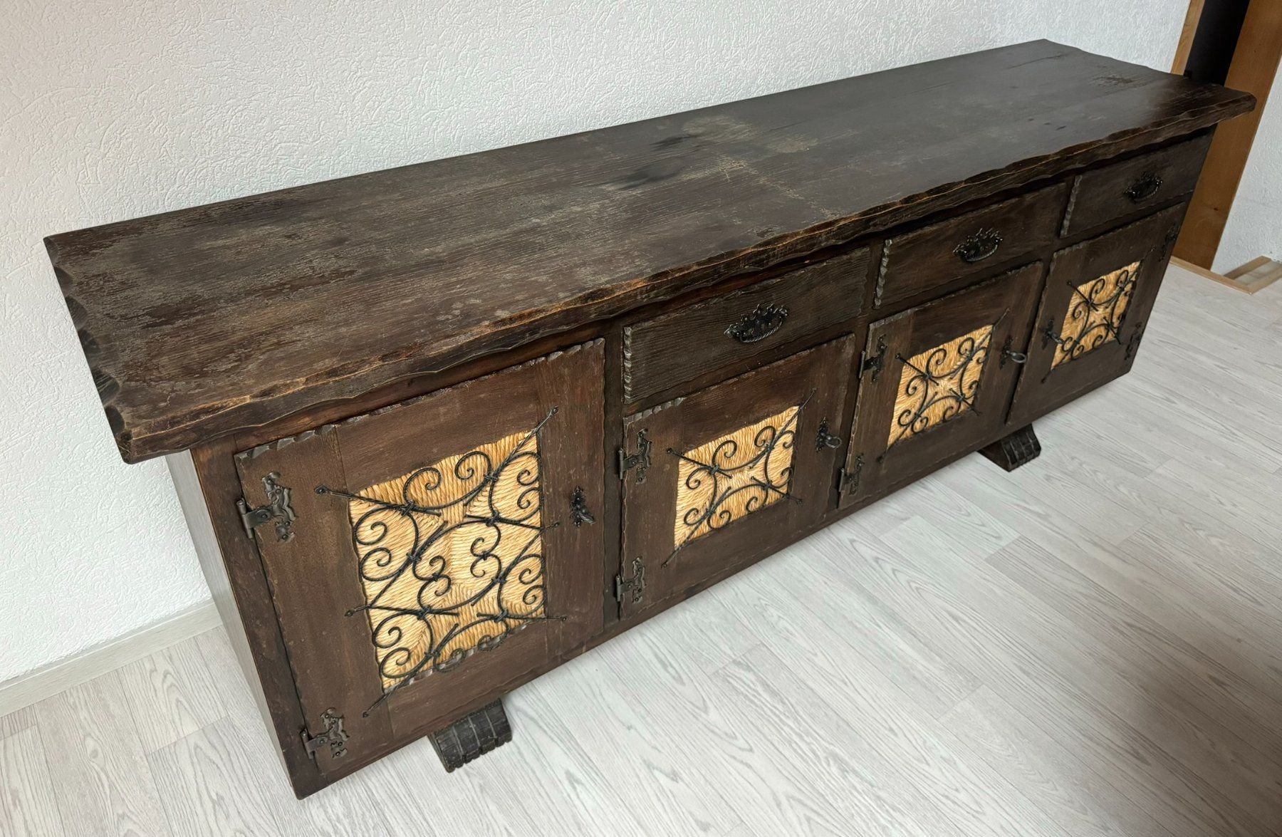 Credenze: Buffet tessinois vintage – Usato da Tramelan venduto da lolopat 1