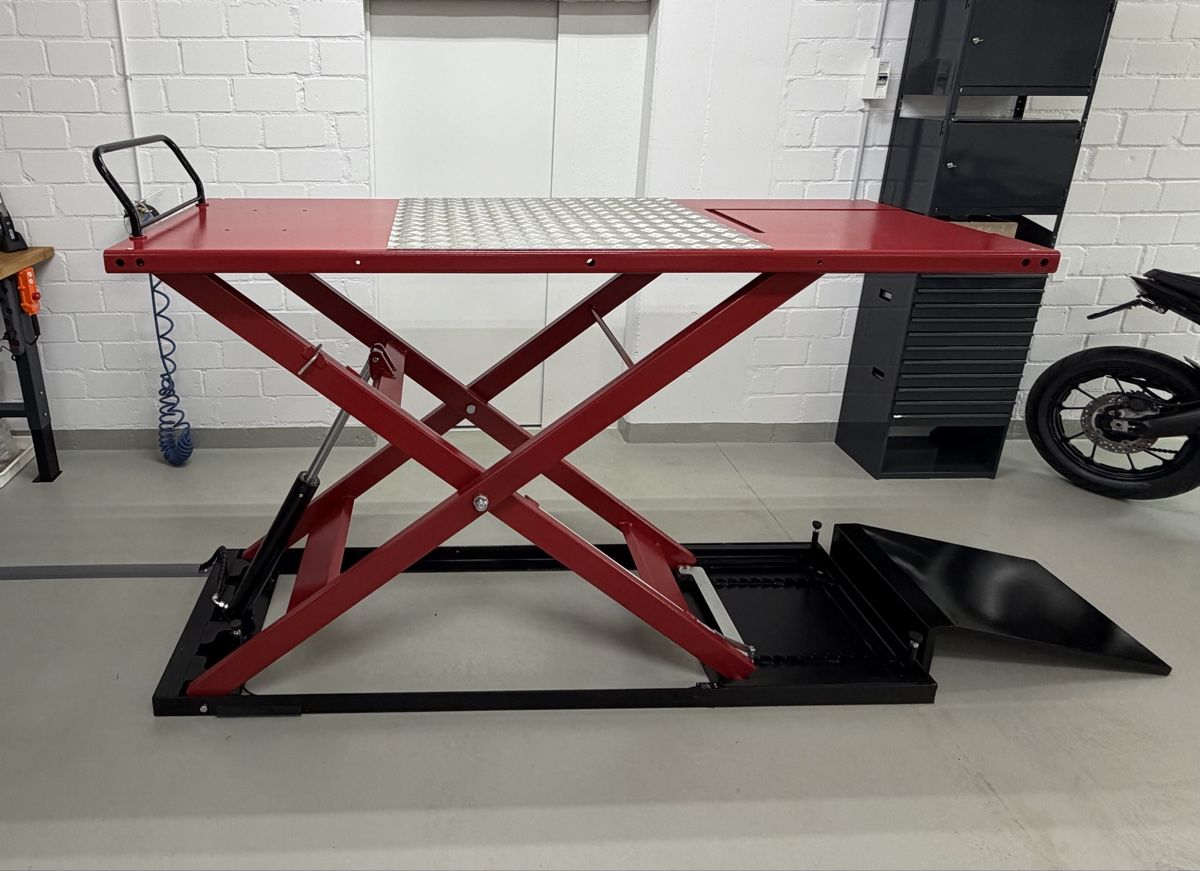Piattaforme elevatrici: JMP Motorradhebebühne – Usato da Rüdtligen venduto da ABR_21 1