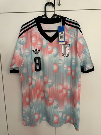 Fussballtrikot Belgien TILEMANS 8 L neu