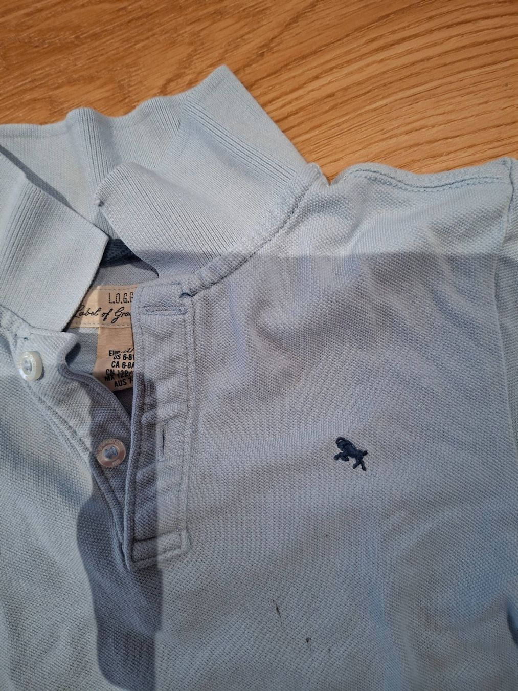 H&M Camicie, T-shirt & Polo: Poloshirt, hellblau, Gr. 122-128 – Usato da Niederweningen venduto da gra_7npt 1