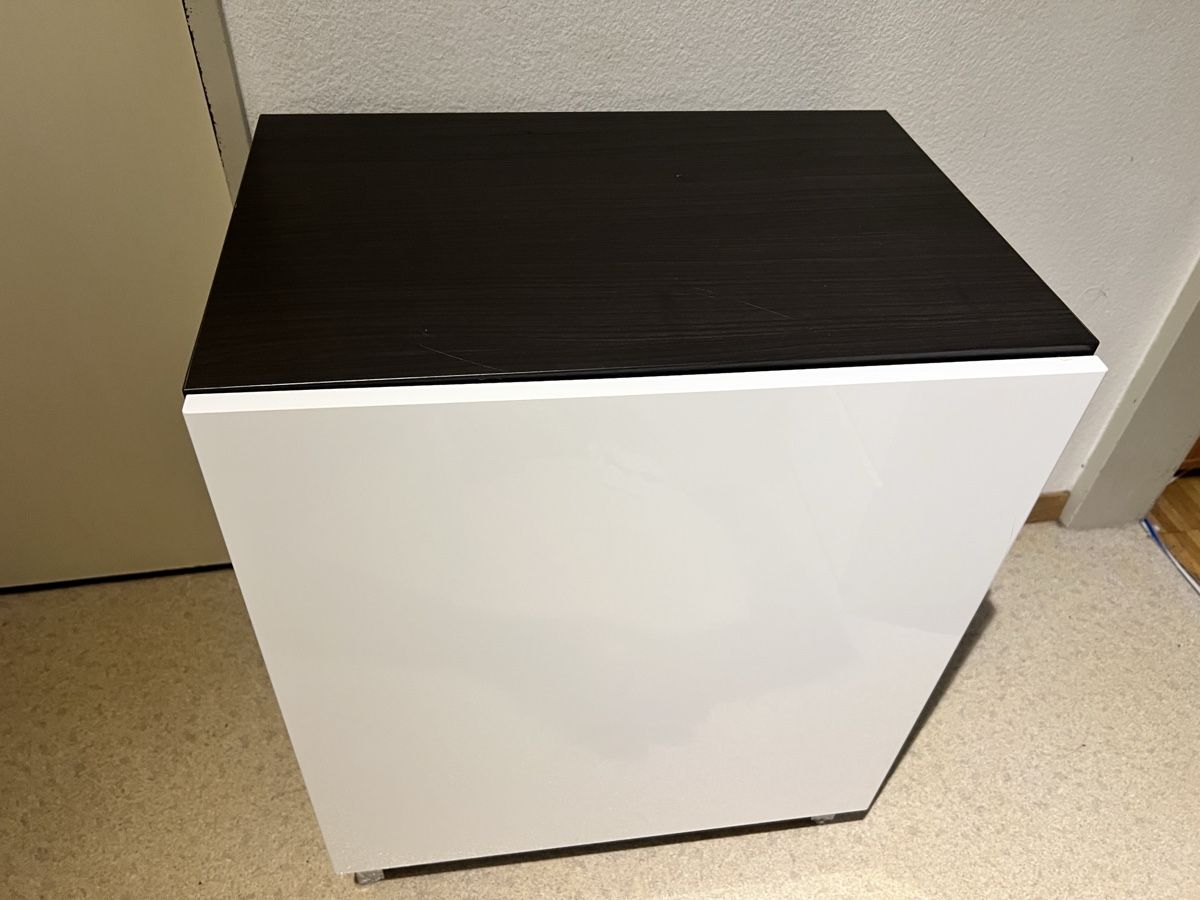 Armadi: Sideboard weiss/schwarz  – Usato da Uster venduto da VerkaufenMachtSpass