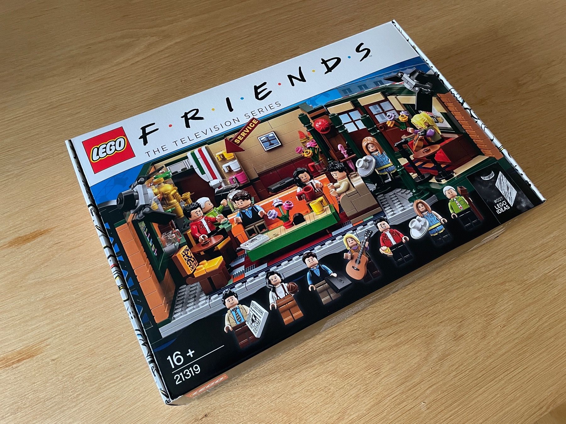 Lego Baukästen: LEGO Ideas 21319 - Friends Central Perk – Neu und originalverpackt aus Zürich von