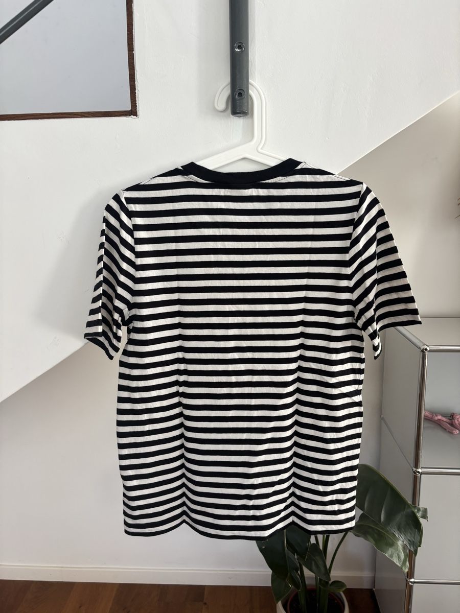 Cos T-shirt: Cos T-Shirt – Nuovo (secondo la descrizione) da Schaan venduto da Nina.Zander_1990 2