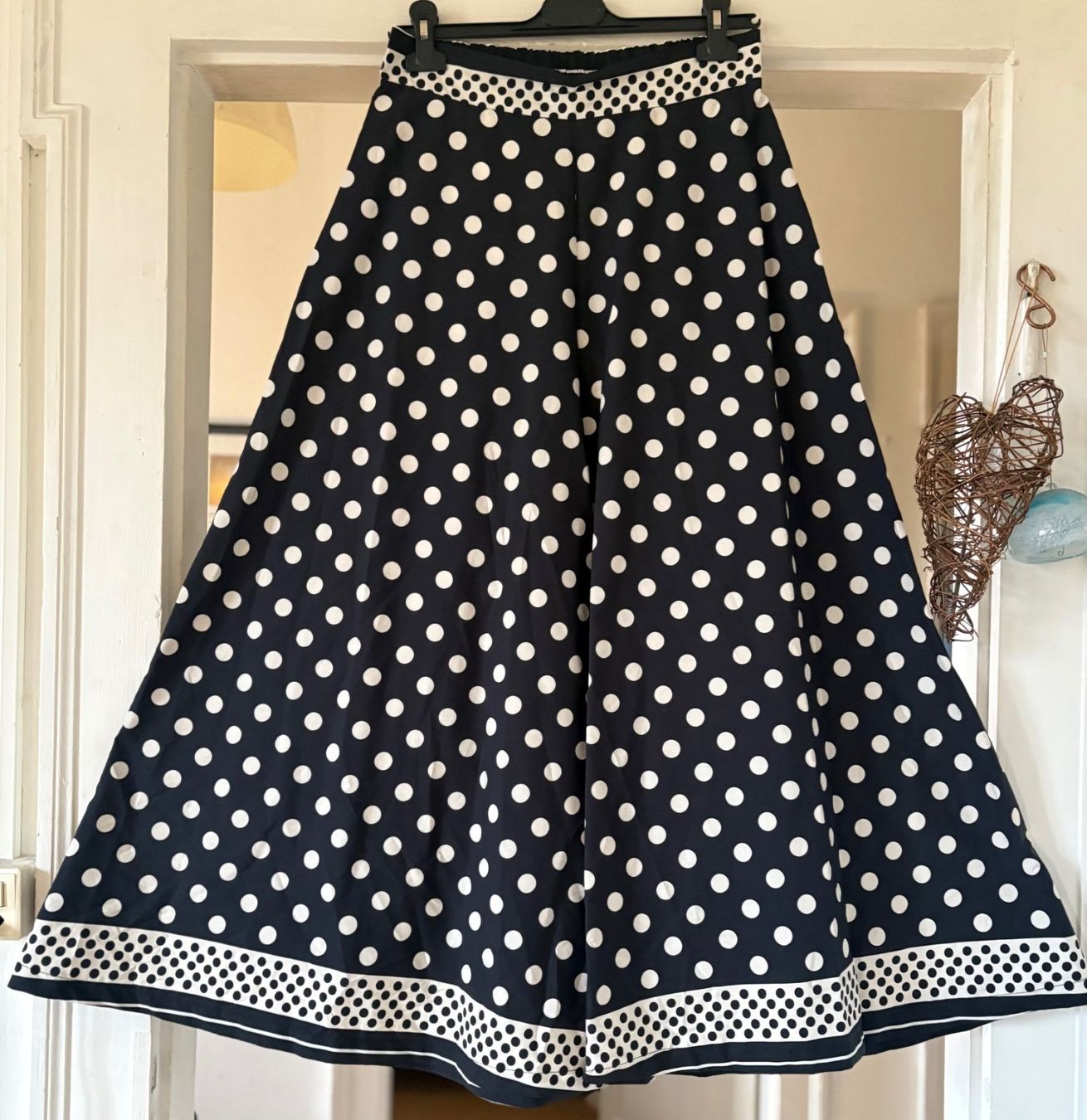 Pantaloni: PANTALONS EXTRA WIDE EN COTON! M – Nuovo e nell'imballaggio originale da Locarno venduto da NicoNion 1
