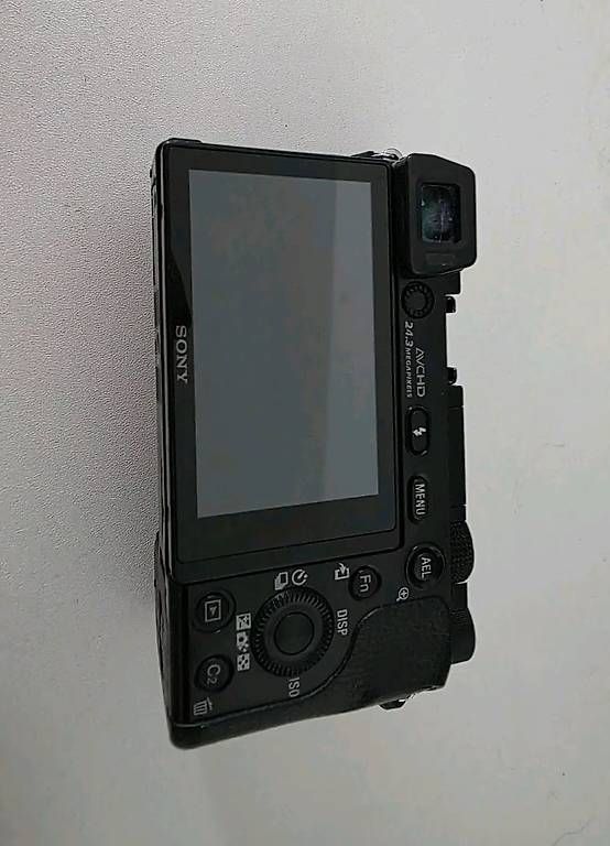 Sony Appareil photo: Sony Alpha 6000 a6000 Digital Kamera – D'occasion à St. Gallen par the_2vhr 2