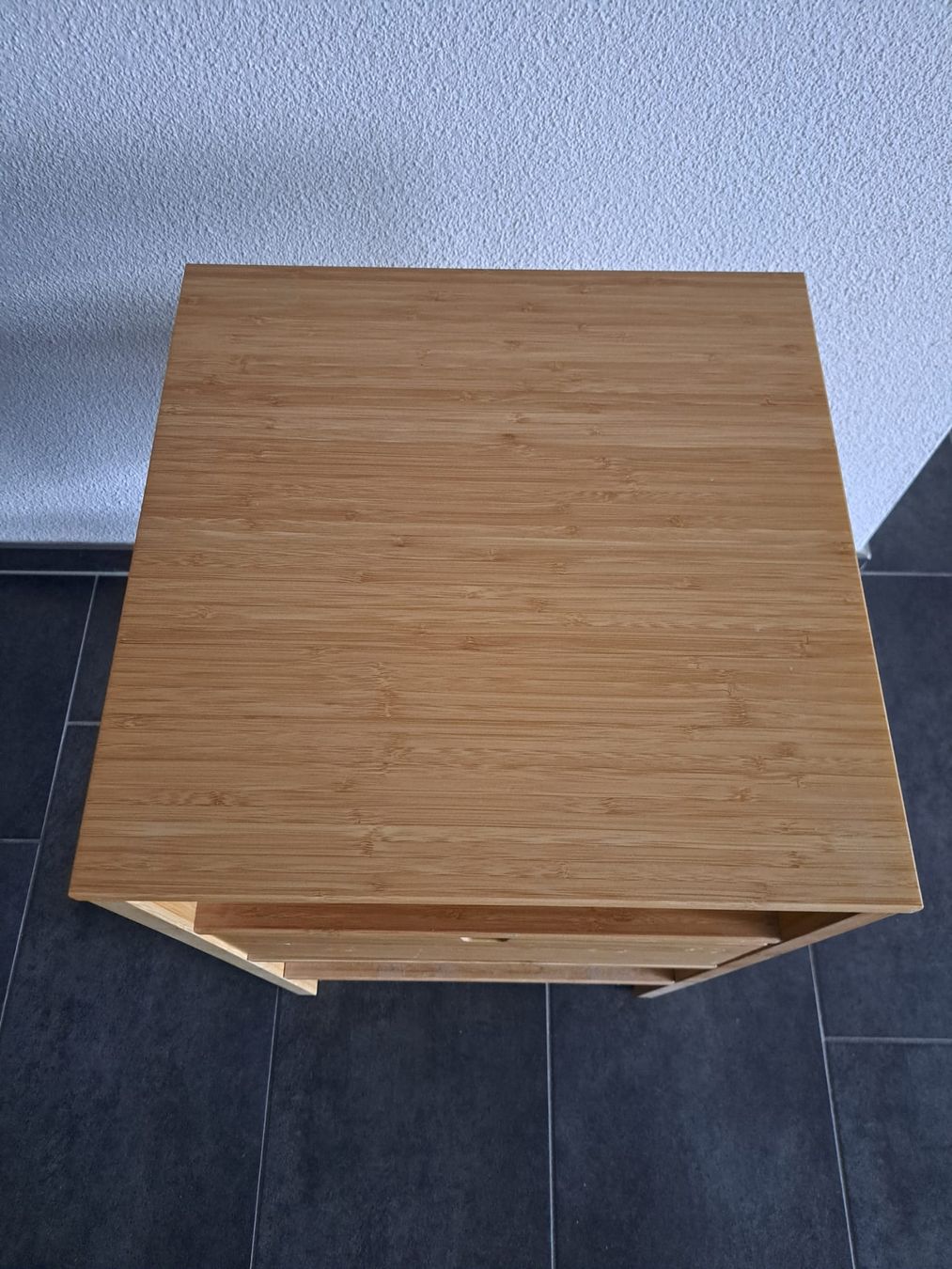 Ikea Tables de nuit: Nachttisch NORDKISA – D'occasion à Oberuzwil par Alex_66 2