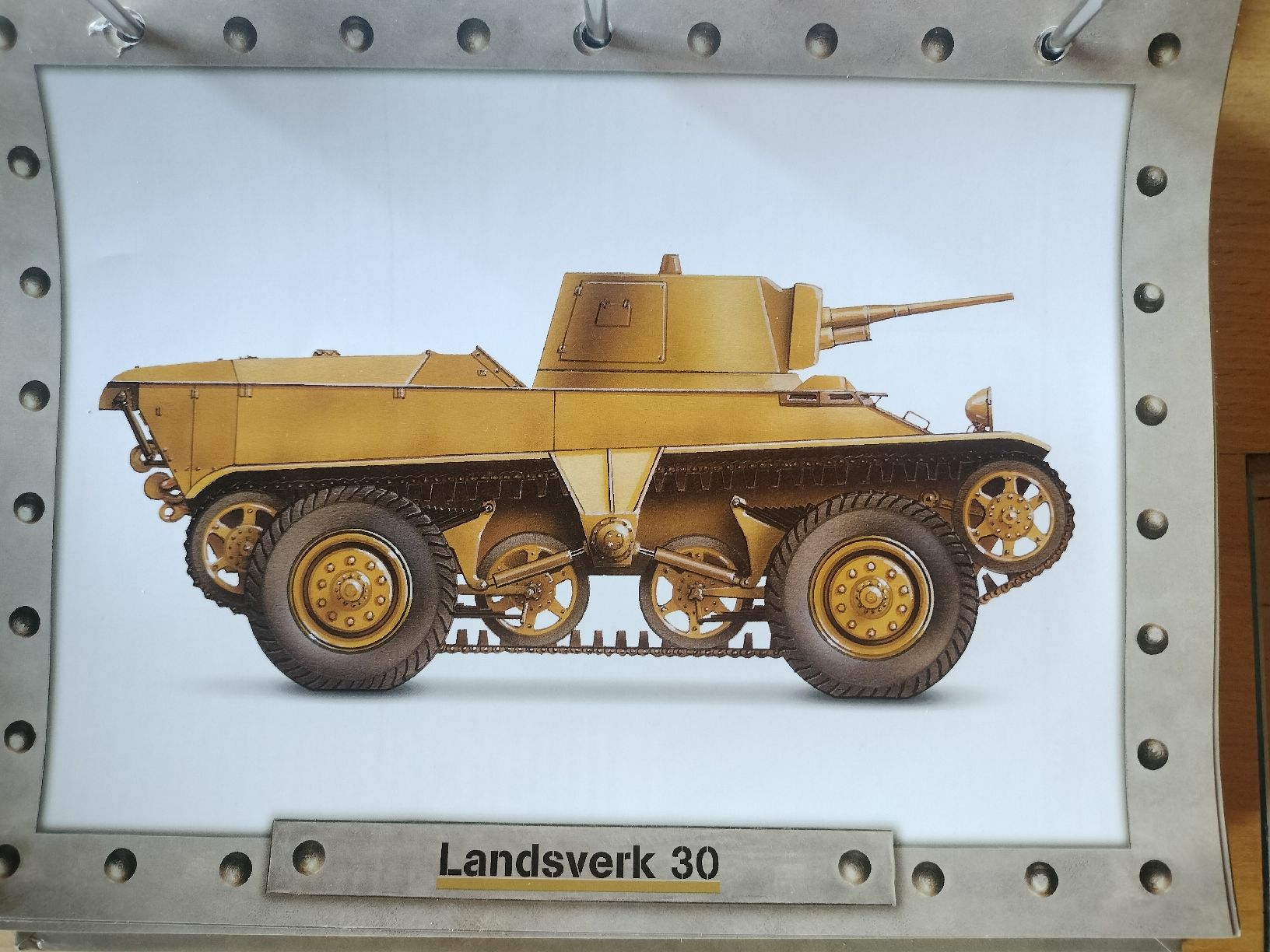 Bücher: Ganzer Sammelordner über Kampfpanzer – Gebraucht aus Schwanden Sigrisw von len_9yqg 3