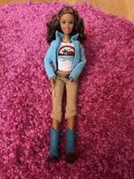 Schöne Braune Barbie-Puppe mit Cowboy Stiefel Top Zustand!