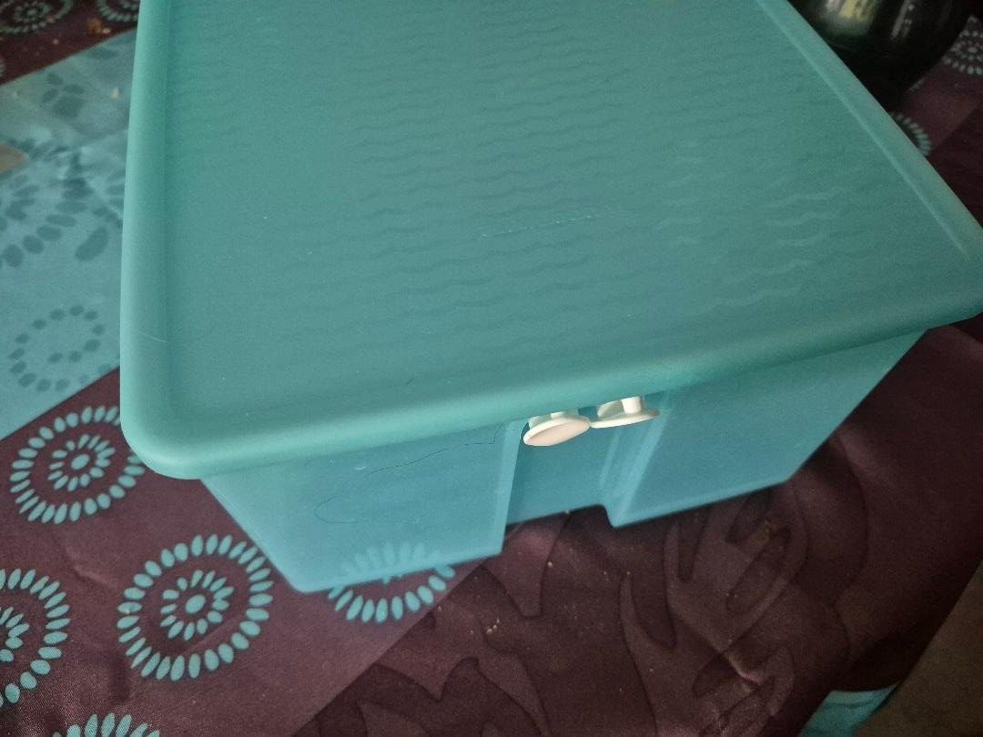 Tupperware Contenitori & Simili: TUPPERWARE FRIDGESMART – Nuovo (secondo la descrizione) da Lausanne venduto da Nerfert