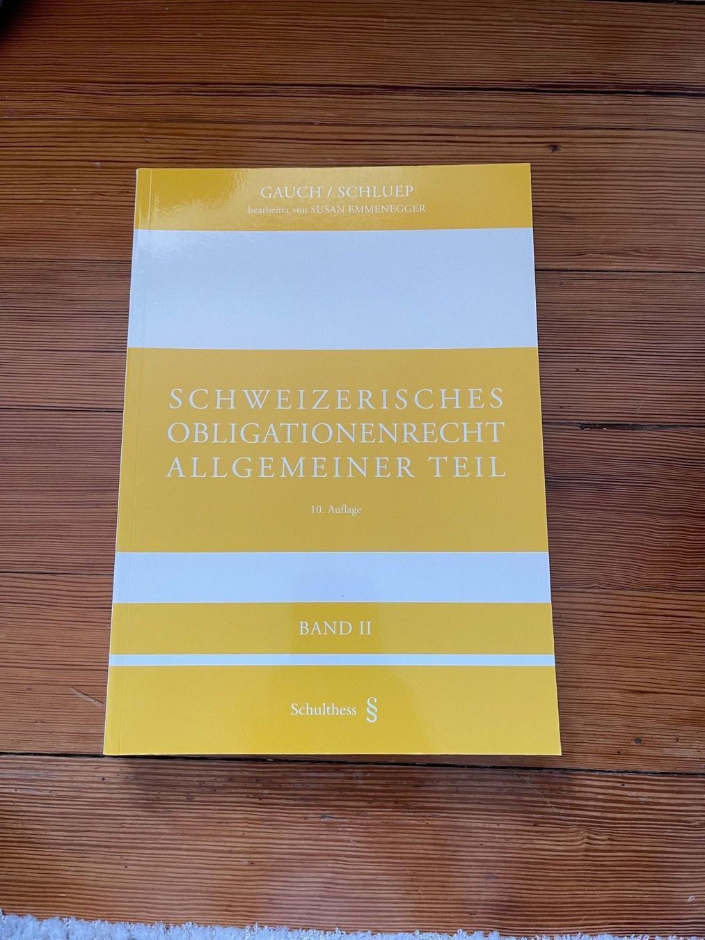 Libri: 2 Rechtsbücher – Nuovo (secondo la descrizione) da Lenzburg venduto da CelinaS01 1