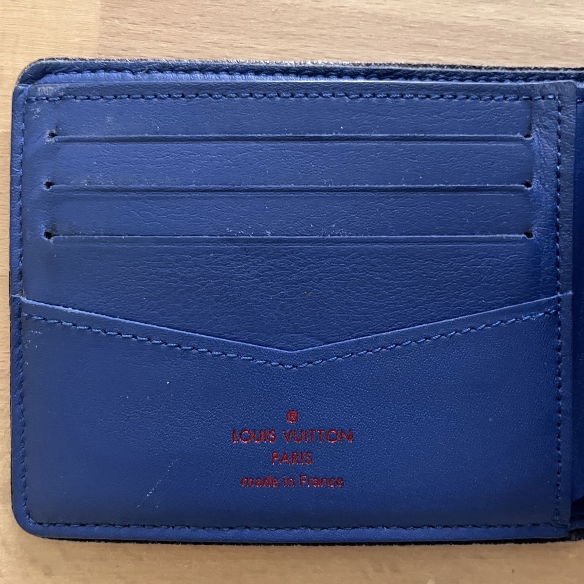 Louis Vuitton Portafogli: Louis Vuitton Portefeuille Slender Monogram Bleu – Usato da Tannay venduto da hypefromhome 2