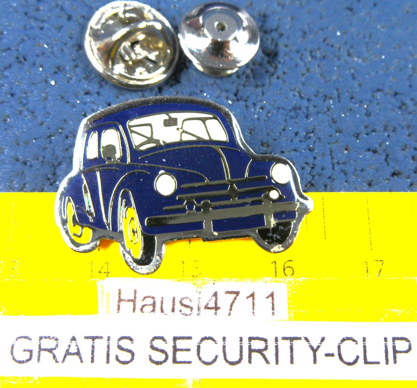 Renault Placchette & Badge: RENAULTC 4CV "CREMSCHNITTCHEN" AUTO PIN GLASIERT KLEIN-FEIN – Usato da Ettingen venduto da Hausi4711