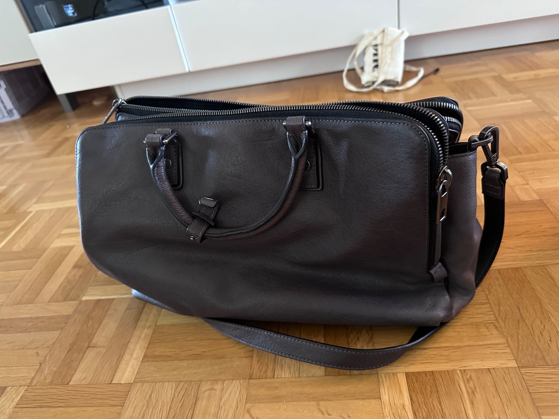 Liebeskind Sacs femmes: Liebeskind Satchel – Neuf (Voir description) à Adliswil par reb_rp29 1