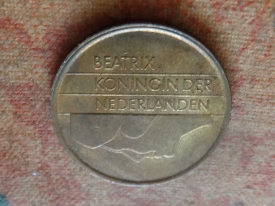 Tutti le monete: PAYS-BAS  Nederland  5  Cent  1984  (P) – Usato da Romanel-sur-Lausanne venduto da Swift13 1