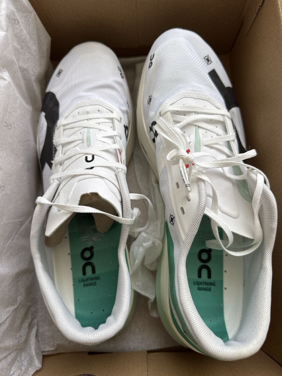On Scarpe da uomo: ON Cloudboom Echo 3 – Nuovo e nell'imballaggio originale da Winterthur venduto da emr_8ztk 1