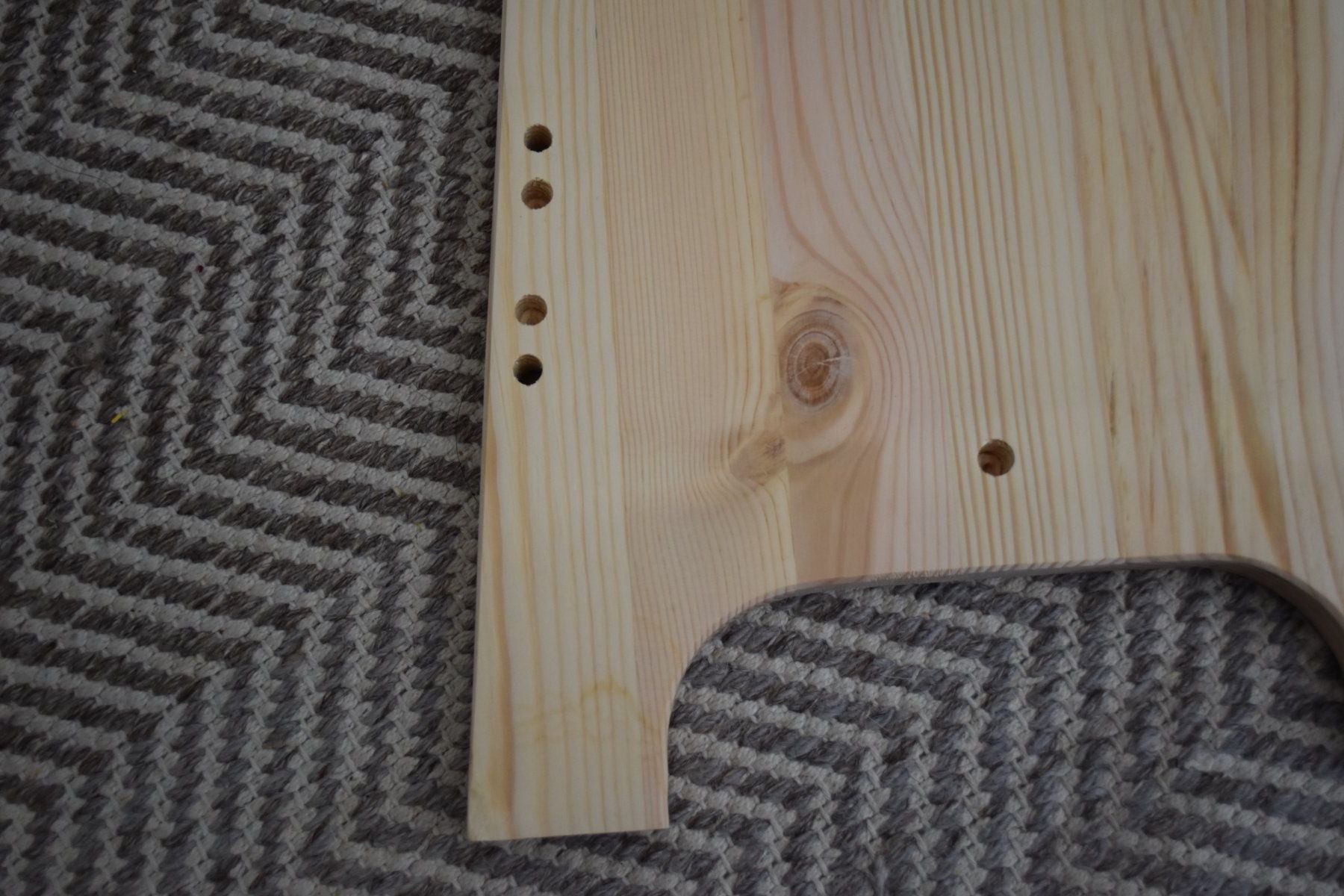 Ikea Sgabelli: PERJOHAN IKEA Tabouret avec rangement, pin – Usato da Clarens venduto da magaliem2 3