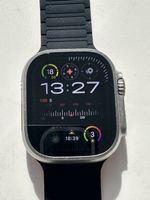 Apple Watch Ultra 2 49mm Titanium Case Black Band 100%