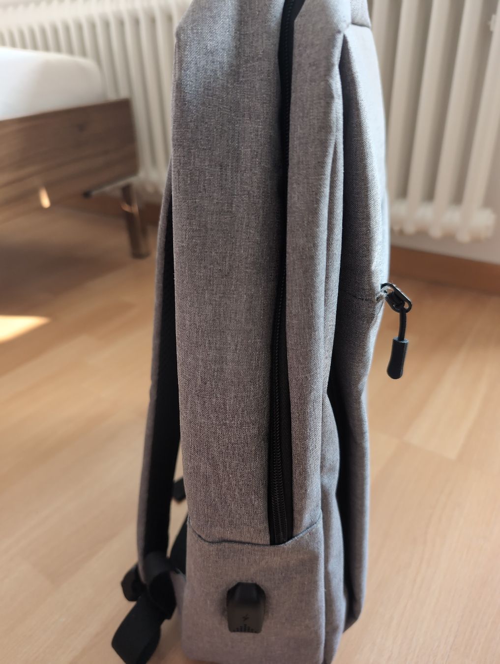 Zaini: Articona Backpack - Lightweight, Grey - Perfect for School! – Nuovo (secondo la descrizione) da Glis venduto da livespringly 2
