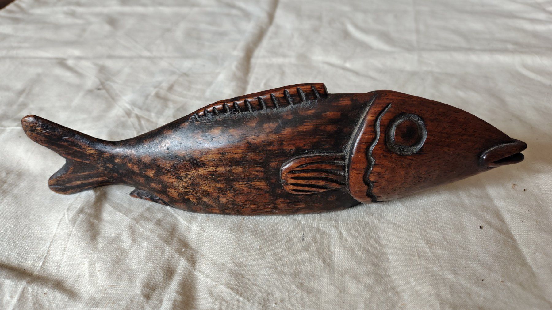 Sculture & Statue: Handgeschnitzter Holzfisch aus Senegal – Usato da Oetwil am See venduto da NoldiNairolf 1