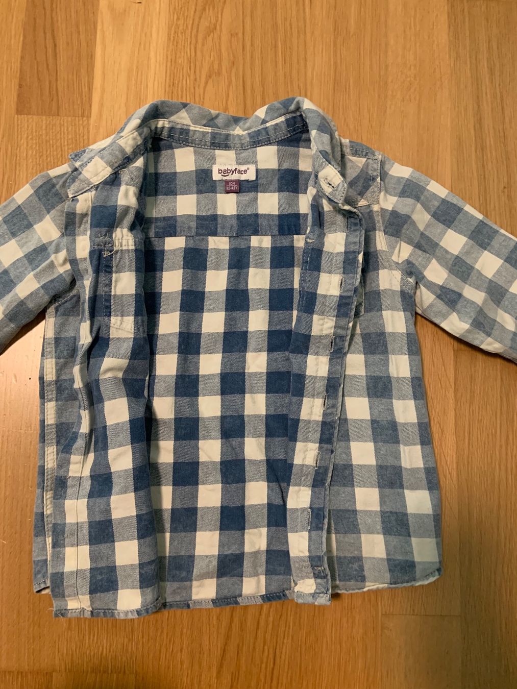 Hemden, T-Shirts & Polos: Kinder Hemd Gr.104 – Gebraucht aus Zürich von bur_6jq9 3