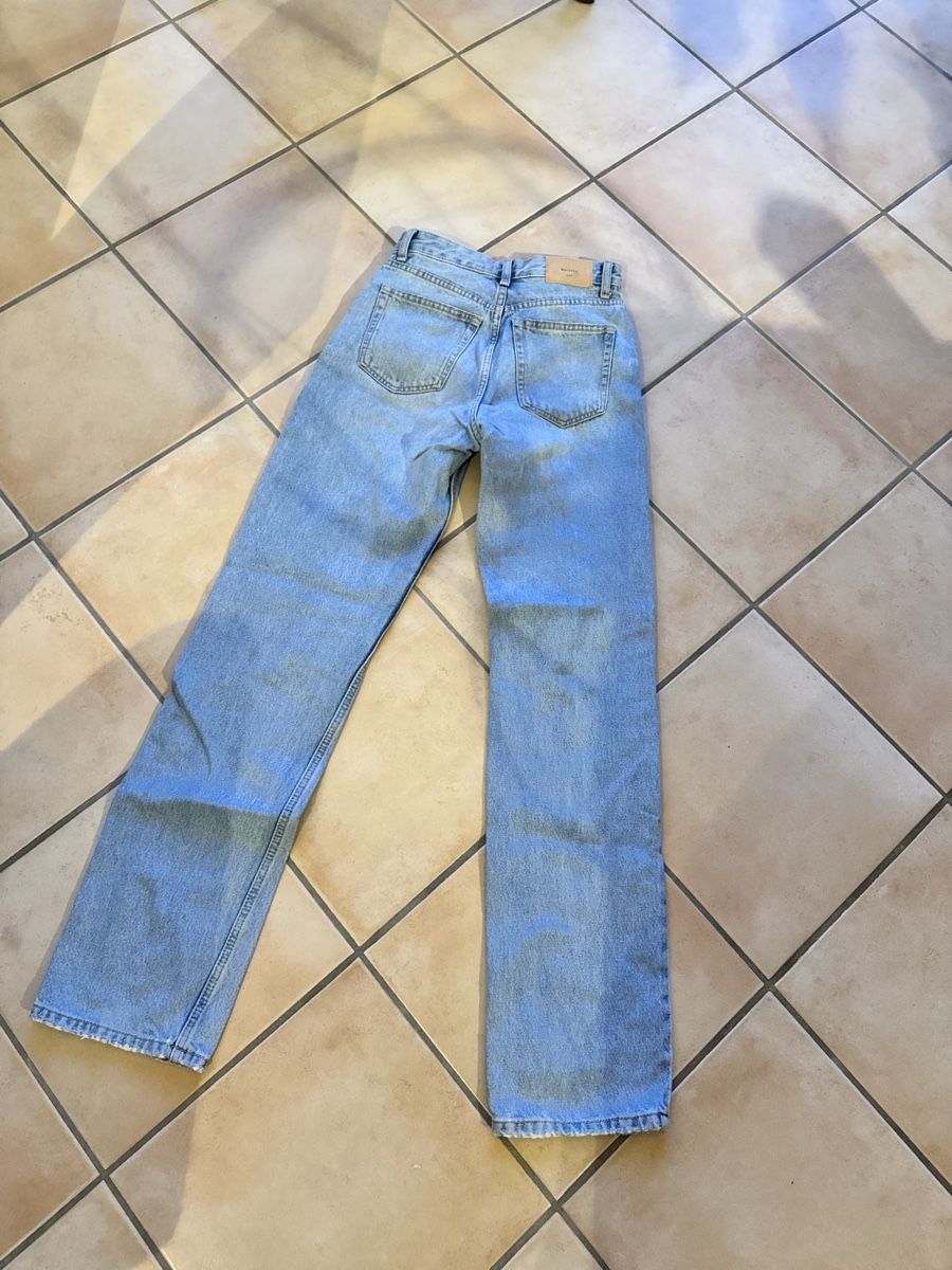 Bershka Jeans: Jean bleu – Nuovo (secondo la descrizione) da Lonay venduto da nei_79jc 3