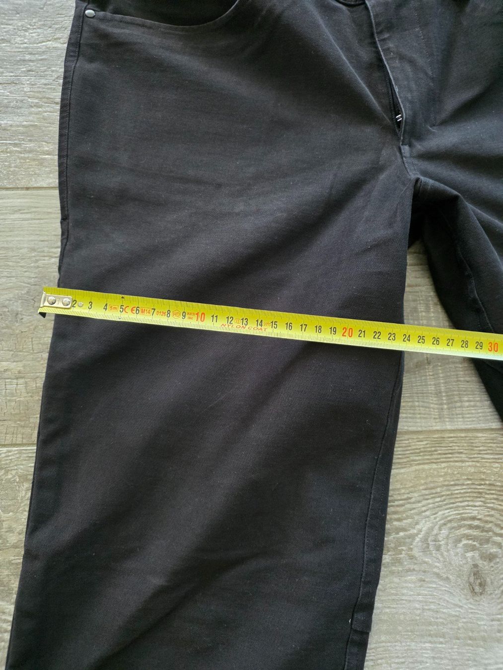 Lululemon Pantaloni: lululemon ABC 5-Pocket Hose 34 schwarz – Usato da Dietlikon venduto da Bonamesa 6