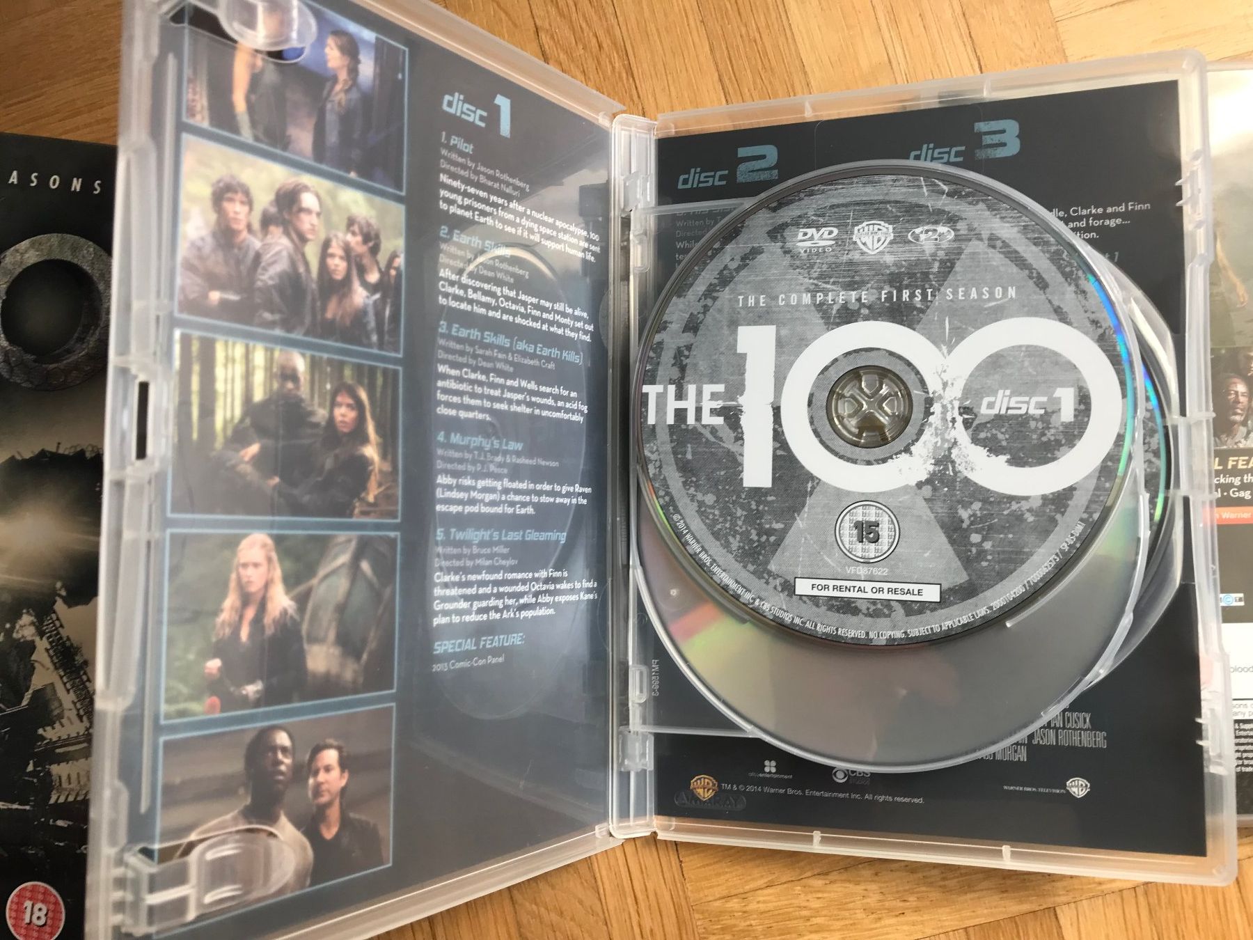 Tutti i DVDs: The 100 - The Complete Seasons 1-3 - DVD – Usato da Zürich venduto da Malcom 2