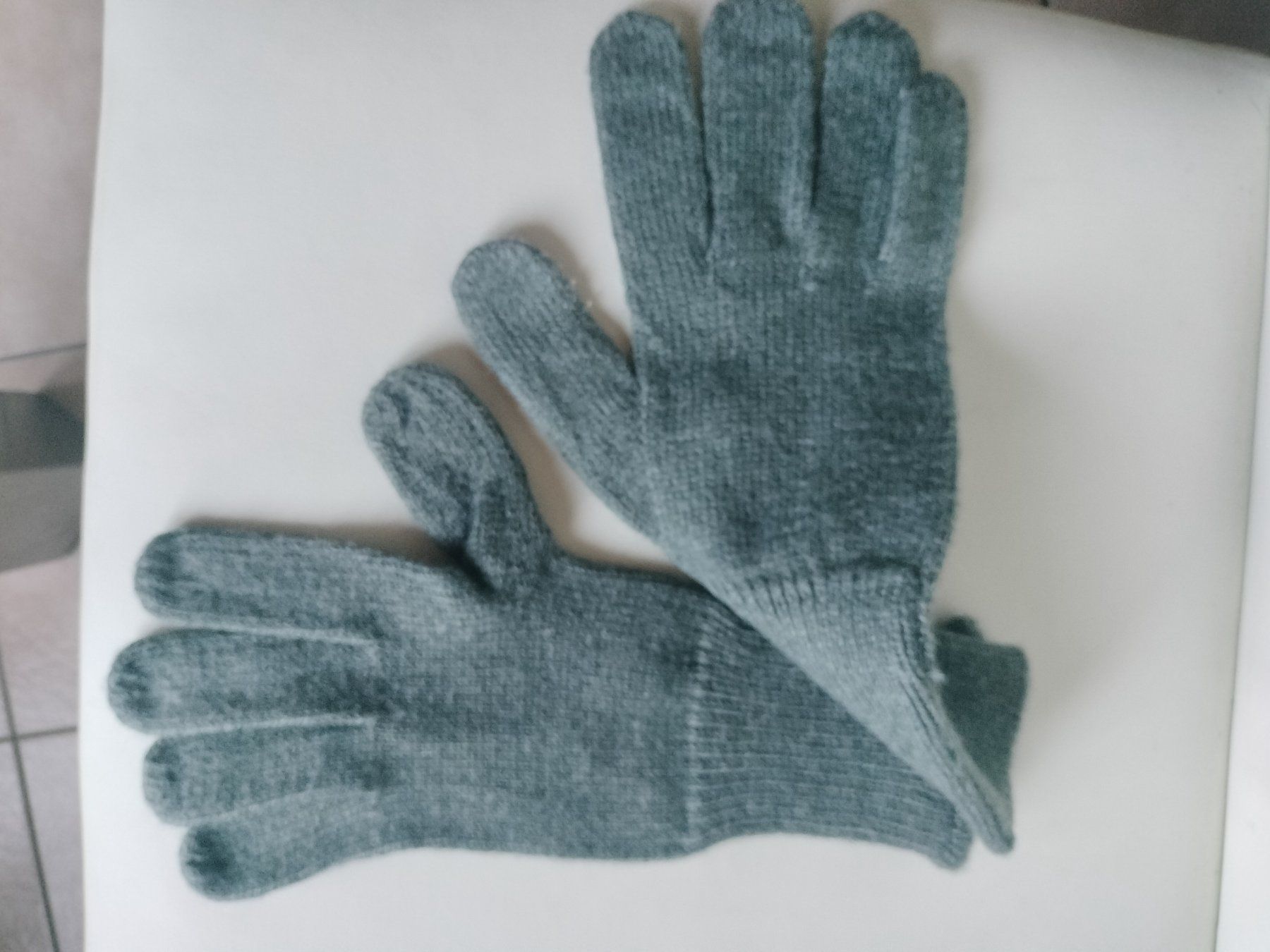 Schweizer Armee Handschuhe & Handstulpen: Schweizer Armee Militär Woll Handschuhe – Gebraucht aus Schwanden Sigrisw von cadieux71